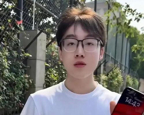 陈泽娱乐大爆料,揭秘娱乐圈不为人知的幕后故事 第1张 陈泽娱乐大爆料,揭秘娱乐圈不为人知的幕后故事 第1张