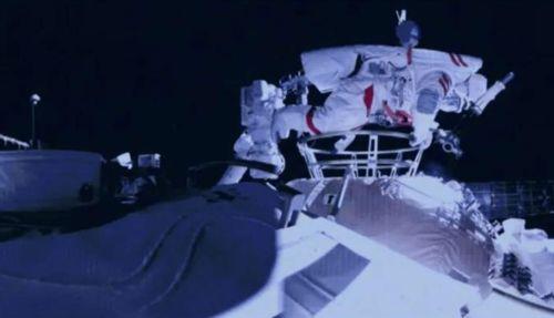 美国太空人爆料了吗视频,爆料视频背后的惊人真相 第3张 美国太空人爆料了吗视频,爆料视频背后的惊人真相 第3张