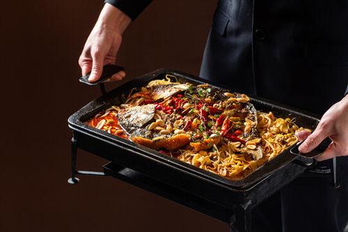 青花椒烤鱼爆料视频教程,视频爆料，在家轻松享受川味美食