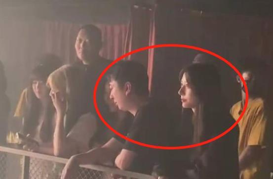 吃瓜男网红娶小三,娶小三开启新人生篇章  第3张