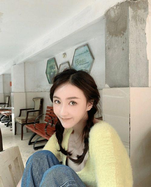 秦忆前女友爆料视频,揭秘昔日恋情内幕 第2张 秦忆前女友爆料视频,揭秘昔日恋情内幕 第2张