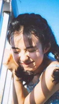 搞笑小视频头条爆料女生,女生爆笑瞬间，笑到肚子疼！  第3张